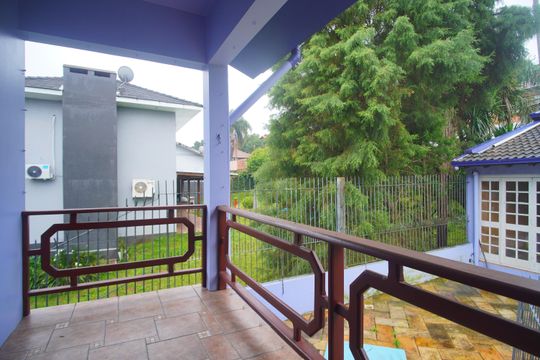 Varanda do Quarto 3 de casa para alugar com 4 quartos, 390m² em Petrópolis, Novo Hamburgo