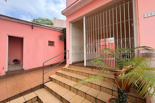 Quintal de casa para alugar com 3 quartos, 290m² em Vila Metalúrgica, Santo André