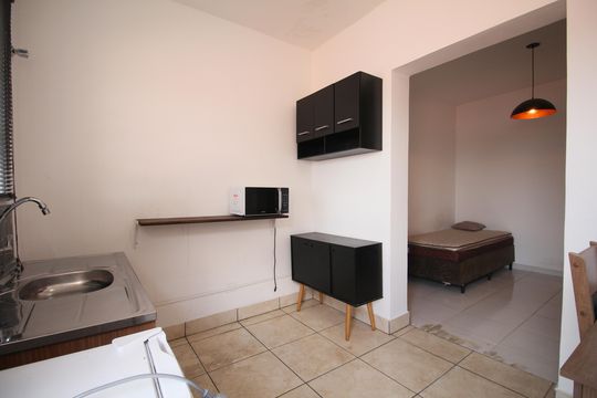 Kitnet de kitnet/studio para alugar com 1 quarto, 20m² em Jardim Monte Kemel, São Paulo