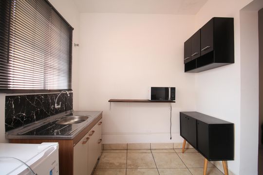 Kitnet de kitnet/studio para alugar com 1 quarto, 20m² em Jardim Monte Kemel, São Paulo