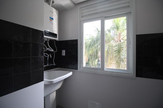 Área de Serviço de apartamento para alugar com 2 quartos, 63m² em Auxiliadora, Porto Alegre