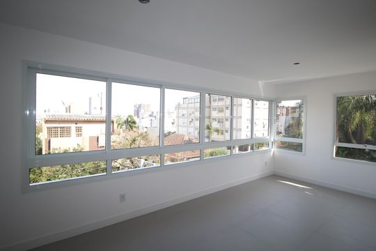 Sala de apartamento para alugar com 2 quartos, 63m² em Auxiliadora, Porto Alegre