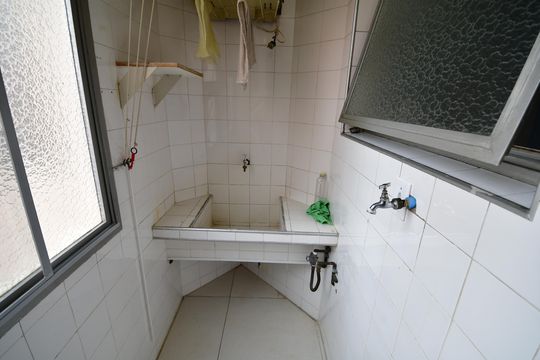Área de Serviço de apartamento para alugar com 3 quartos, 93m² em Cambuí, Campinas