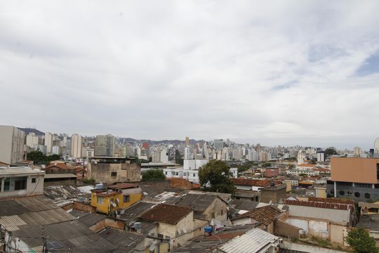 Vista de apartamento à venda com 2 quartos, 62m² em Lagoinha, Belo Horizonte