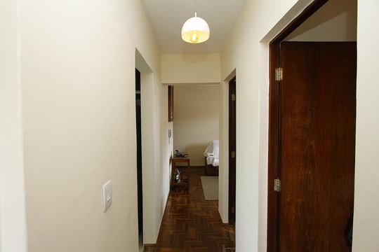 Corredor de apartamento à venda com 2 quartos, 62m² em Lagoinha, Belo Horizonte