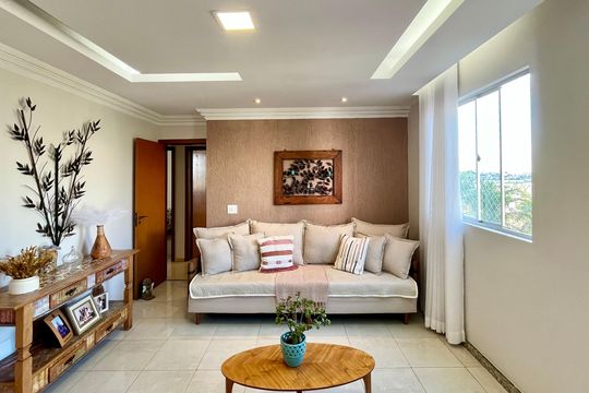 Apartamento à venda com 4 quartos, 225m² em Fernão Dias, Belo Horizonte