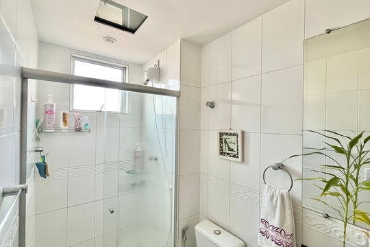 Apartamento à venda com 4 quartos, 225m² em Fernão Dias, Belo Horizonte
