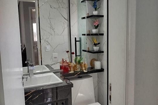 Banheiro  de apartamento para alugar com 2 quartos, 44m² em Bonsucesso, Guarulhos