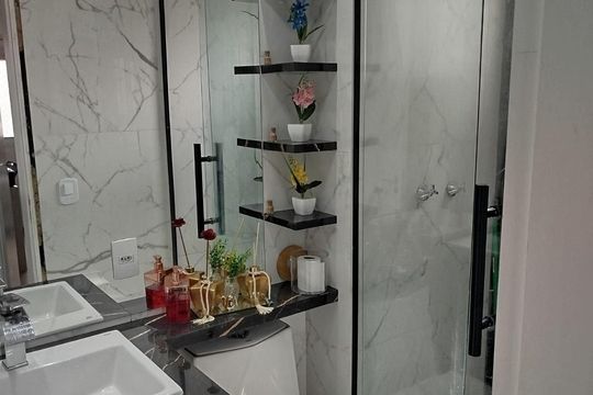 Banheiro  de apartamento para alugar com 2 quartos, 44m² em Bonsucesso, Guarulhos