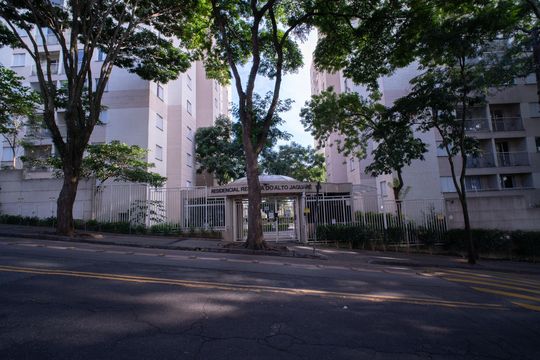 Fachada de apartamento para alugar com 3 quartos, 60m² em Jaguaré, São Paulo
