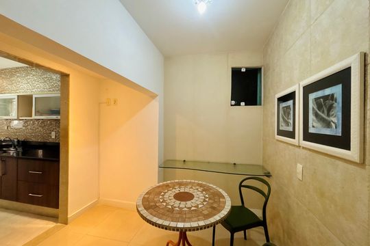 Apartamento para alugar com 3 quartos, 105m² em Copacabana, Rio de Janeiro