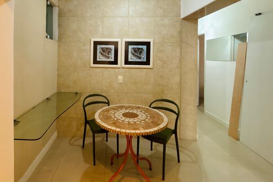 Apartamento para alugar com 3 quartos, 105m² em Copacabana, Rio de Janeiro