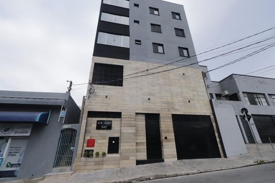 Fachada de apartamento para alugar com 1 quarto, 38m² em Vila Esperança, São Paulo