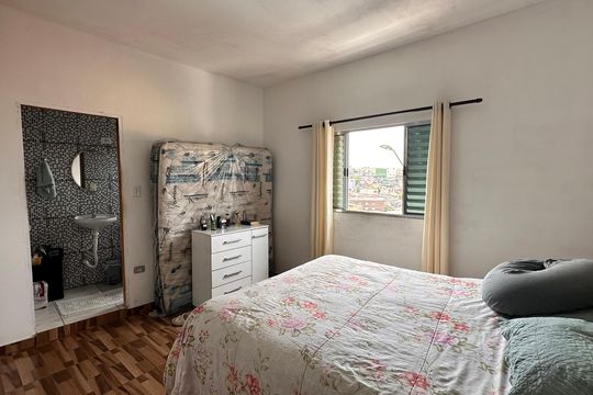 Casa à venda com 4 quartos, 125m² em Jardim São Luís, São Paulo