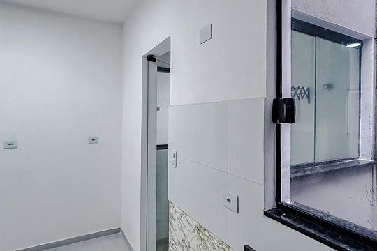 Cozinha de apartamento para alugar com 2 quartos, 48m² em Cidade Mãe do Céu, São Paulo