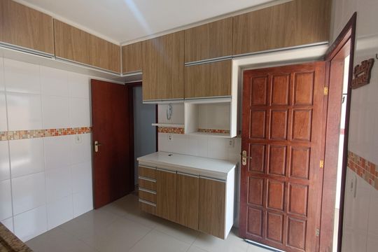COZINHA de casa para alugar com 3 quartos, 148m² em Floresta das Gaivotas, Rio das Ostras