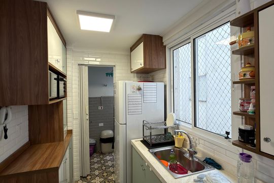 Cozinha e Área de Serviço de apartamento à venda com 3 quartos, 79m² em Centro, São Bernardo do Campo