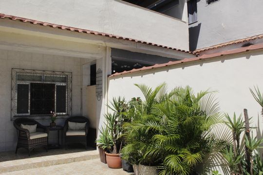 Casa à venda com 2 quartos, 100m² em Jacarepaguá, Rio de Janeiro