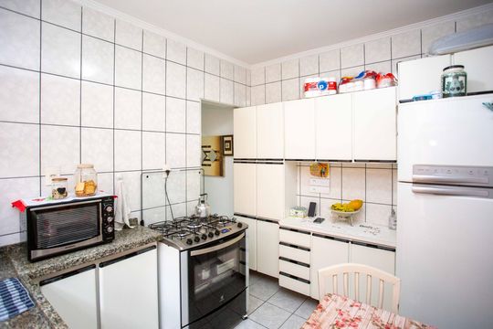 Cozinha Casa 1 de casa à venda com 4 quartos, 125m² em Taboão, Diadema