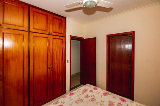 Quarto 2 de apartamento à venda com 3 quartos, 130m² em Santa Amelia, Belo Horizonte