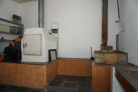 Área externa de casa para alugar com 2 quartos, 200m² em Jardim Irapiranga, Embu das Artes