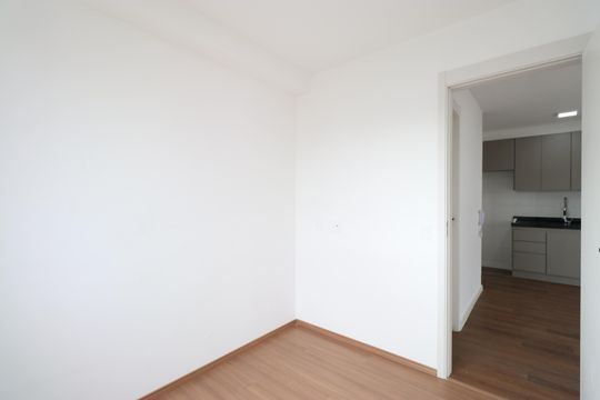 Quarto 2 de apartamento para alugar com 2 quartos, 41m² em Lapa de Baixo, São Paulo