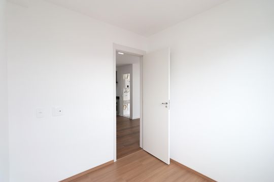 Quarto 1 de apartamento para alugar com 2 quartos, 41m² em Lapa de Baixo, São Paulo