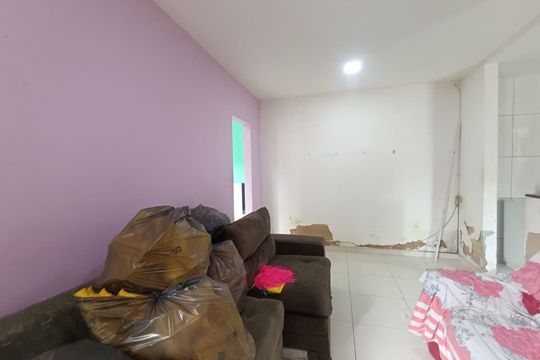 Casa para alugar com 2 quartos, 65m² em Vila Operária, Nova Iguaçu