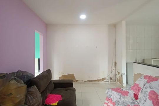 Casa para alugar com 2 quartos, 65m² em Vila Operária, Nova Iguaçu