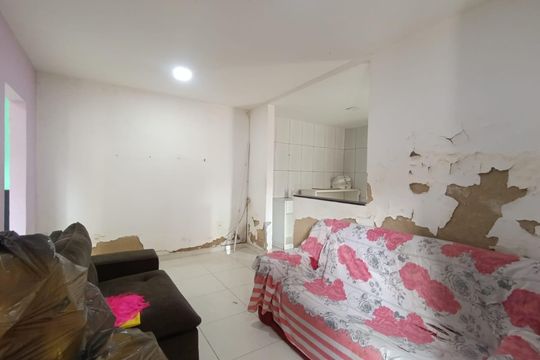 Casa para alugar com 2 quartos, 65m² em Vila Operária, Nova Iguaçu