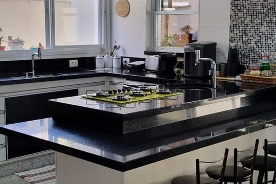 Cozinha de casa de condomínio à venda com 4 quartos, 415m² em  Chácara Nações, Valinhos