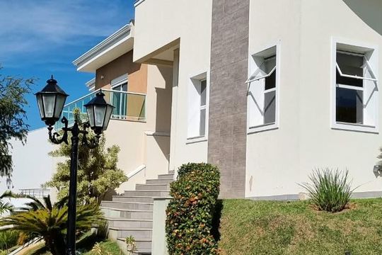 Fachada de casa de condomínio à venda com 4 quartos, 415m² em  Chácara Nações, Valinhos