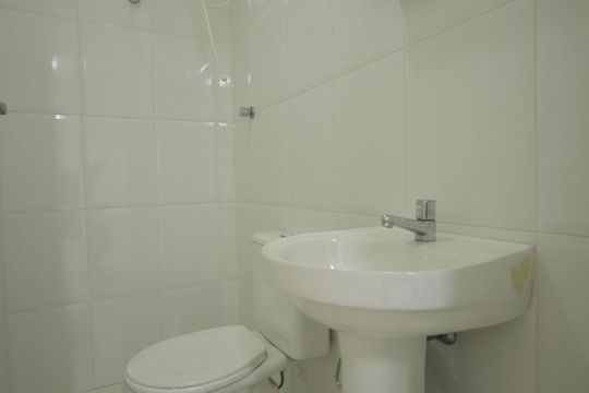 Banheiro de serviço de apartamento para alugar com 1 quarto, 98m² em Centro, São Bernardo do Campo