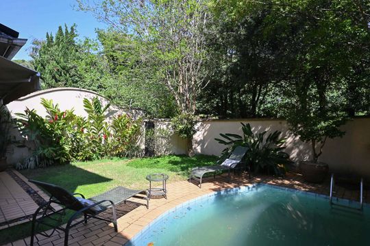 Jardim de casa de condomínio à venda com 4 quartos, 314m² em Fazenda Morumbi, São Paulo