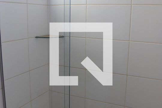 Banheiro de apartamento à venda com 2 quartos, 69m² em Alto da Glória, Goiânia