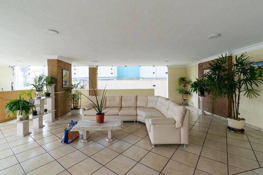 Hall social de apartamento à venda com 2 quartos, 64m² em Vila do Encontro, São Paulo