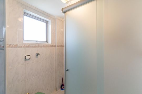 Banheiro  de apartamento à venda com 2 quartos, 64m² em Vila do Encontro, São Paulo