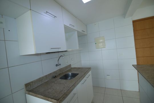 Cozinha de apartamento para alugar com 2 quartos, 54m² em Penha, Rio de Janeiro