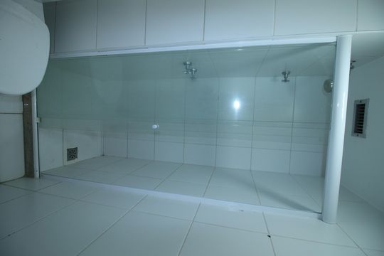Banheiro Social de apartamento para alugar com 2 quartos, 54m² em Penha, Rio de Janeiro