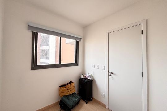 Quarto 1 de apartamento para alugar com 2 quartos, 40m² em Vila Nova Conceição, São Paulo