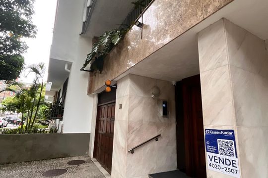 Fachada  de apartamento à venda com 3 quartos, 240m² em Gávea, Rio de Janeiro