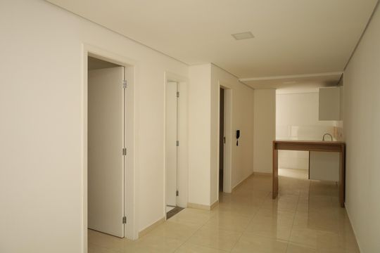 Apartamento à venda com 2 quartos, 46m² em Vila Carmosina, São Paulo