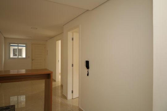 Cozinha de apartamento à venda com 2 quartos, 46m² em Vila Carmosina, São Paulo