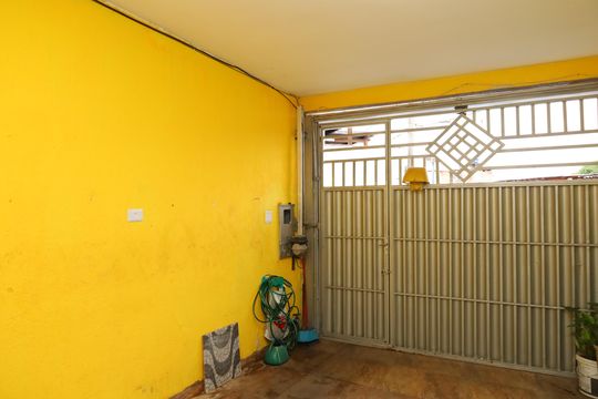 Garagem de casa de condomínio à venda com 3 quartos, 90m² em Jardim Norma, São Paulo