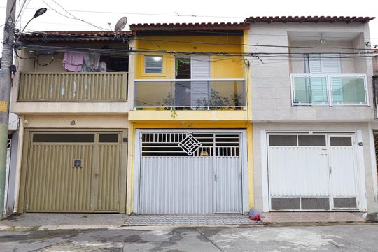 Fachada do imóvel de casa de condomínio à venda com 3 quartos, 90m² em Jardim Norma, São Paulo