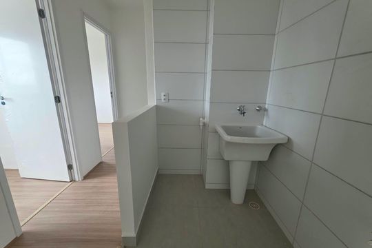 Área de serviço de apartamento à venda com 2 quartos, 44m² em Igara, Canoas