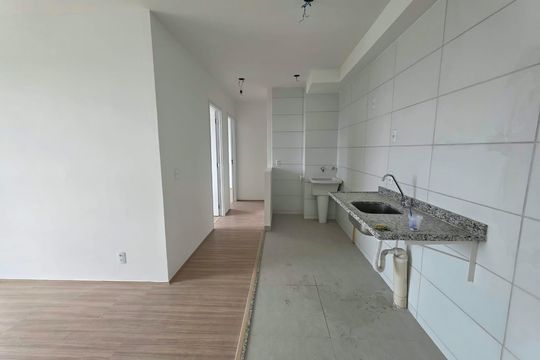 Cozinha de apartamento à venda com 2 quartos, 44m² em Igara, Canoas