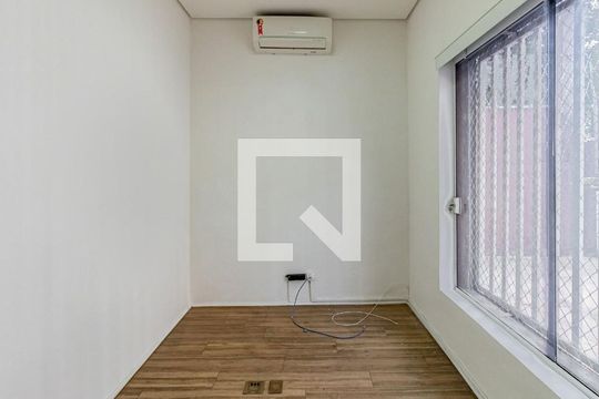 Casa à venda com 5 quartos, 325m² em Pinheiros, São Paulo