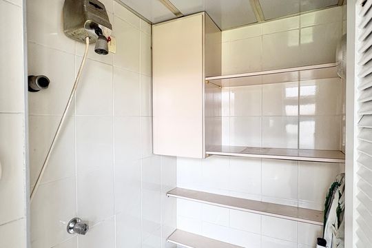 Banheiro de serviço de apartamento à venda com 3 quartos, 65m² em Moinho Velho, São Paulo