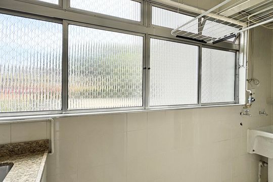 Área de Serviço de apartamento à venda com 3 quartos, 65m² em Moinho Velho, São Paulo